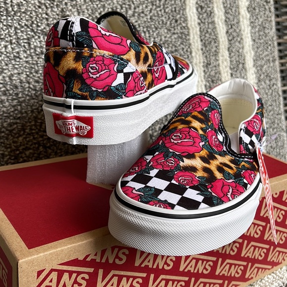 Vans Classic Slip-On Rose/Animal Check True White Multi WMNS - Picture 10 of 16
